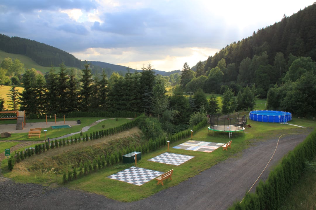 Gartenanlage Naturhotel Lindenhof