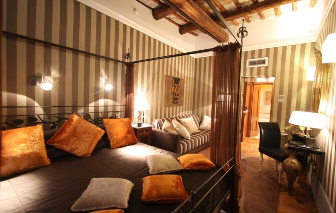 Room  Hotel Inn at the Spanish Steps