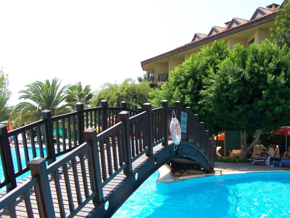 Relaxpool Alba Resort Hotel