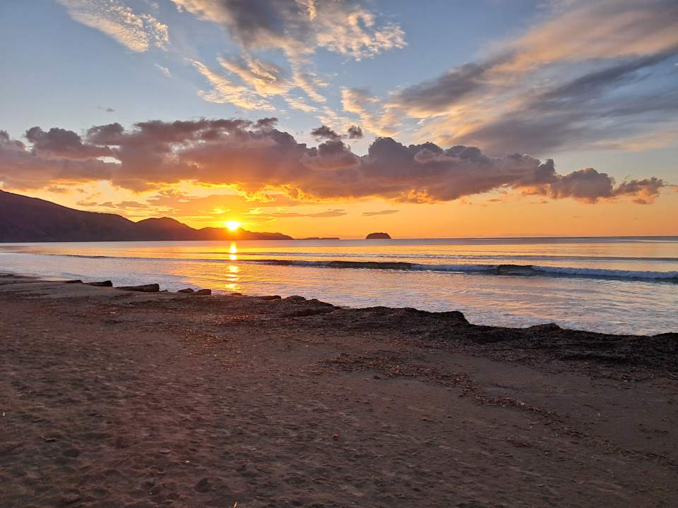Strand Domes Aulūs Zante, Autograph Collection