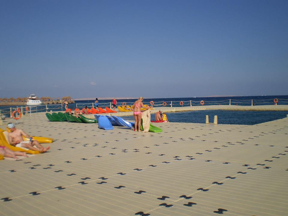 Ein Traumhafter Steg zum Schnorcheln Pickalbatros Palace Resort