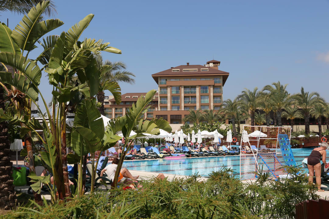 Blick auf Gebäude 2 Sunis Kumköy Beach Resort Hotel & Spa