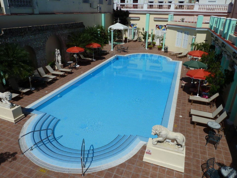 Gepflegte Poolanlage Hotel La Unión Affiliated by Meliá