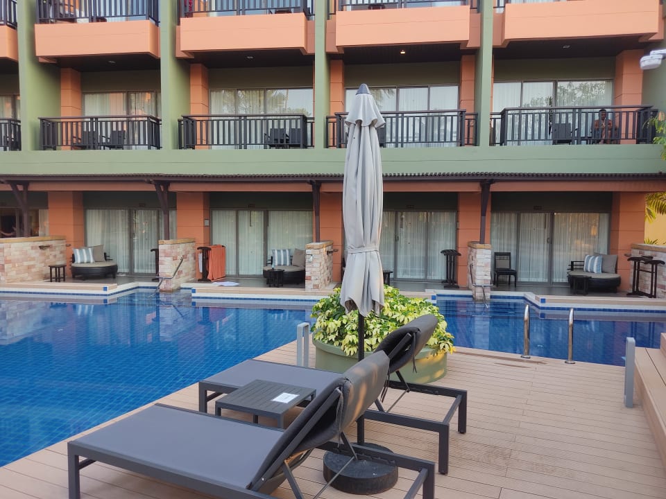 Pool Courtyard by Marriott Phuket, Patong Beach Resort