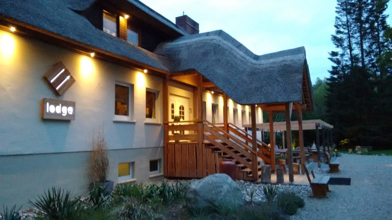 Lodge in Abendstimmung Lodge Seaside Boutique Hotel