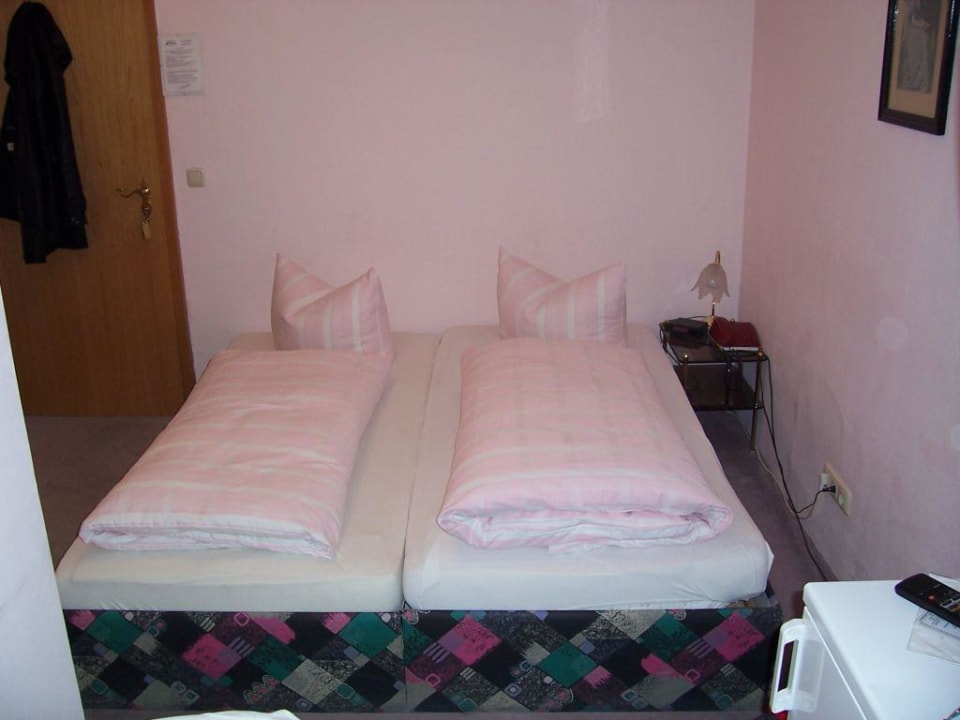 Bett Hotel Garni Kirchner