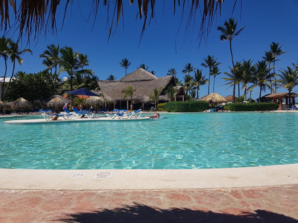 Pool Vik Hotel Arena Blanca & Cayena Beach