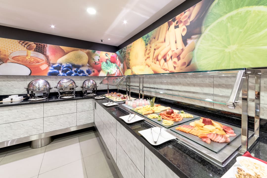 Gastro Novus Plaza Hodelpa