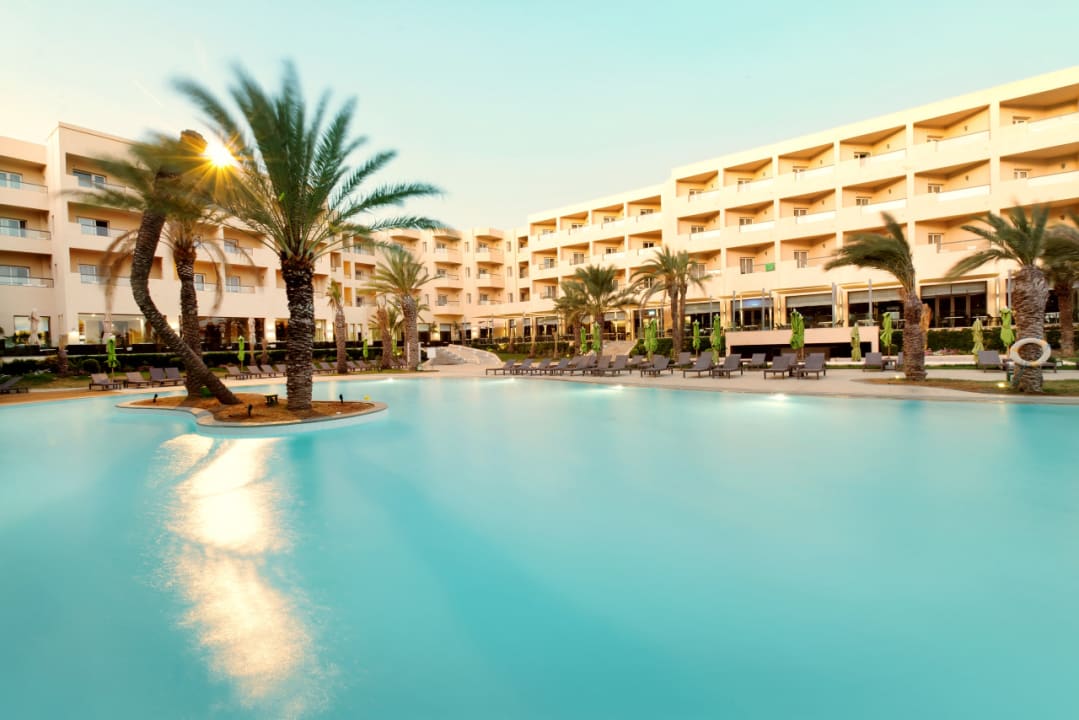 Außenansicht Hotel Rosa Beach