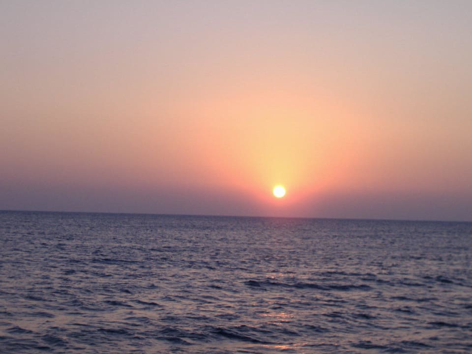 Die Sonne erwacht ROBINSON SOMA BAY