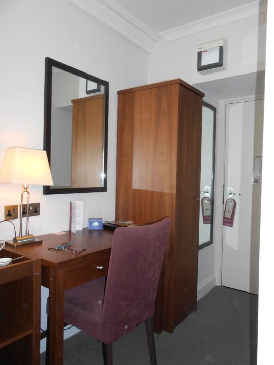 Unser kleines Zimmer Hotel Dolphin