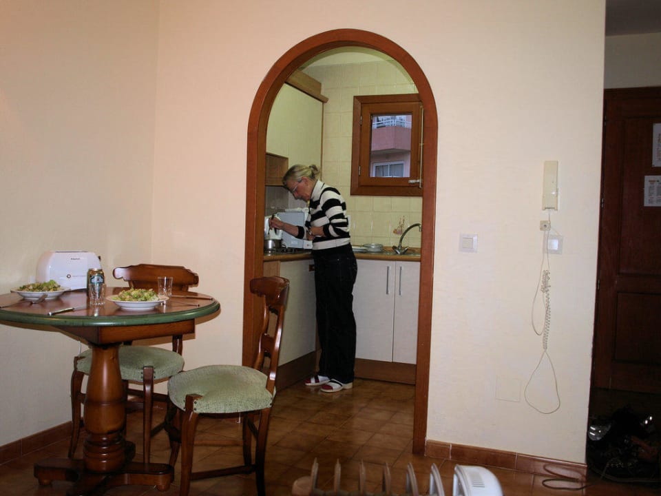 Essplatz und Küche Apartamentos Casa Vida