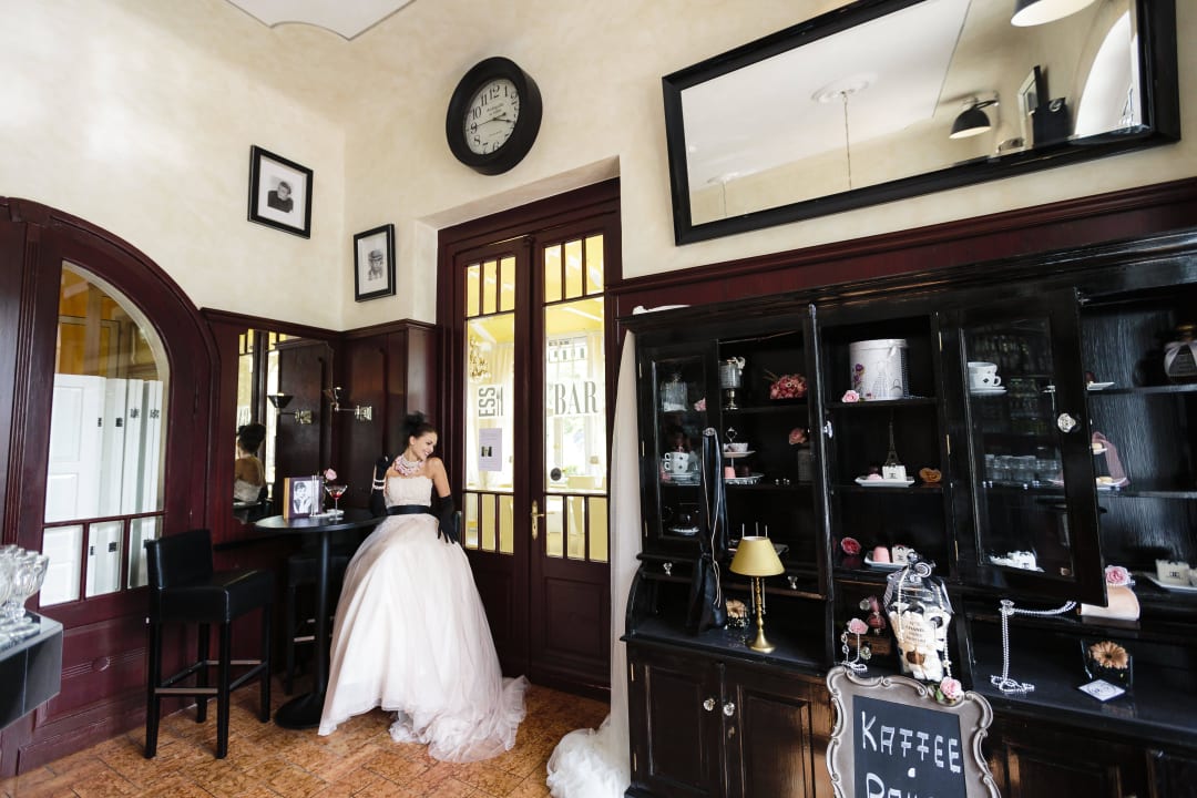 Coco Hochzeitsfoto PARK VILLA zentral am Mittelrhein