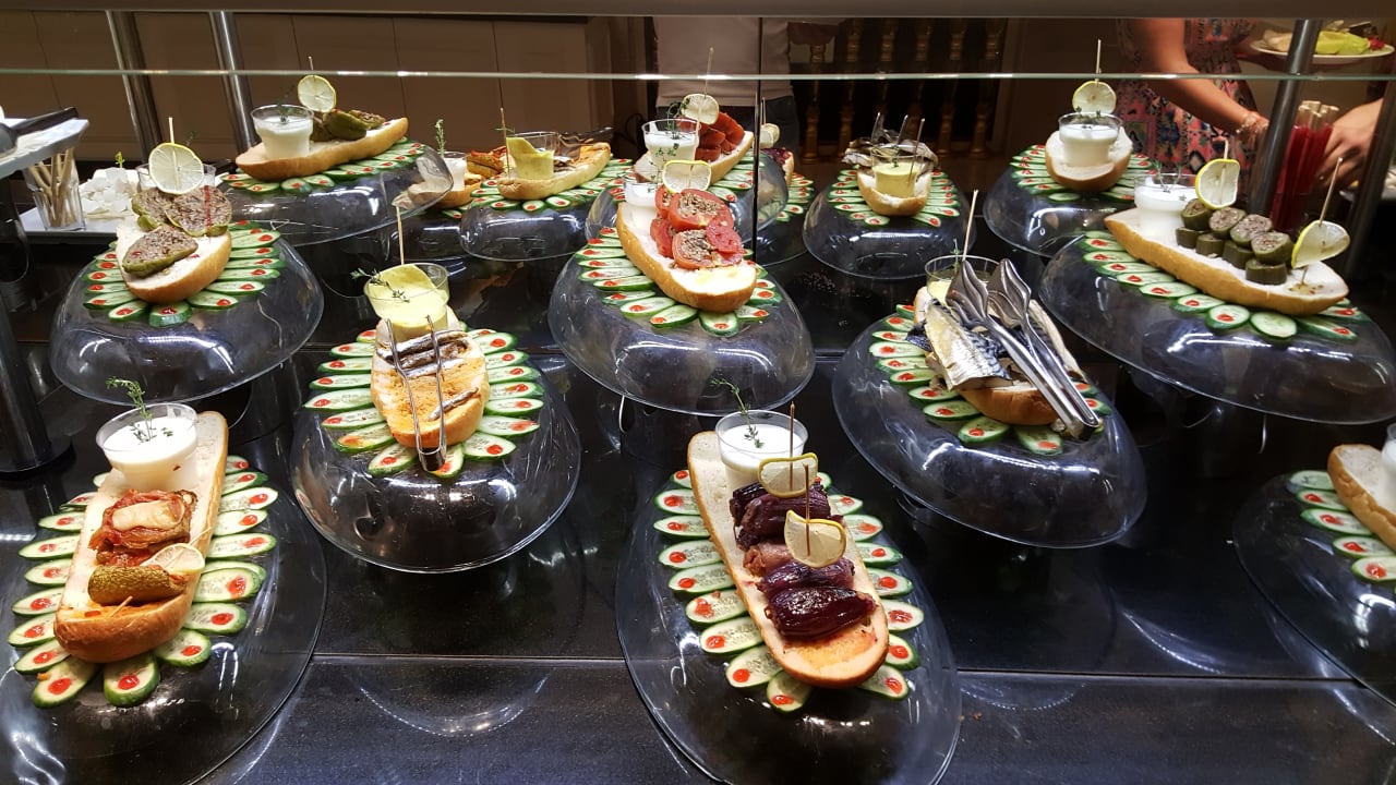 Gastro Well Palace Side