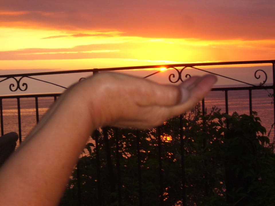 Sonnenuntergang von der Terrasseaus Hotel Anaxos Hill Village