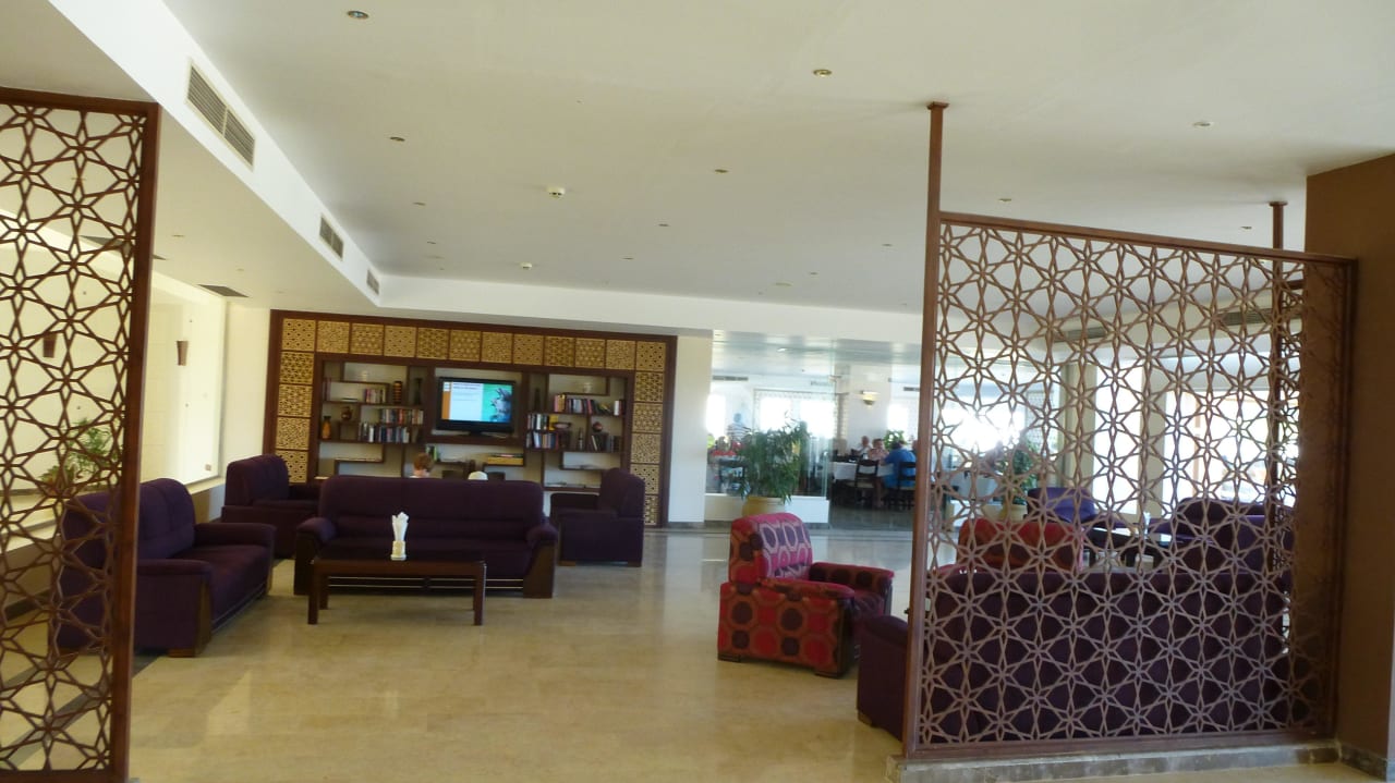 Lobby Three Corners Equinox Beach Resort