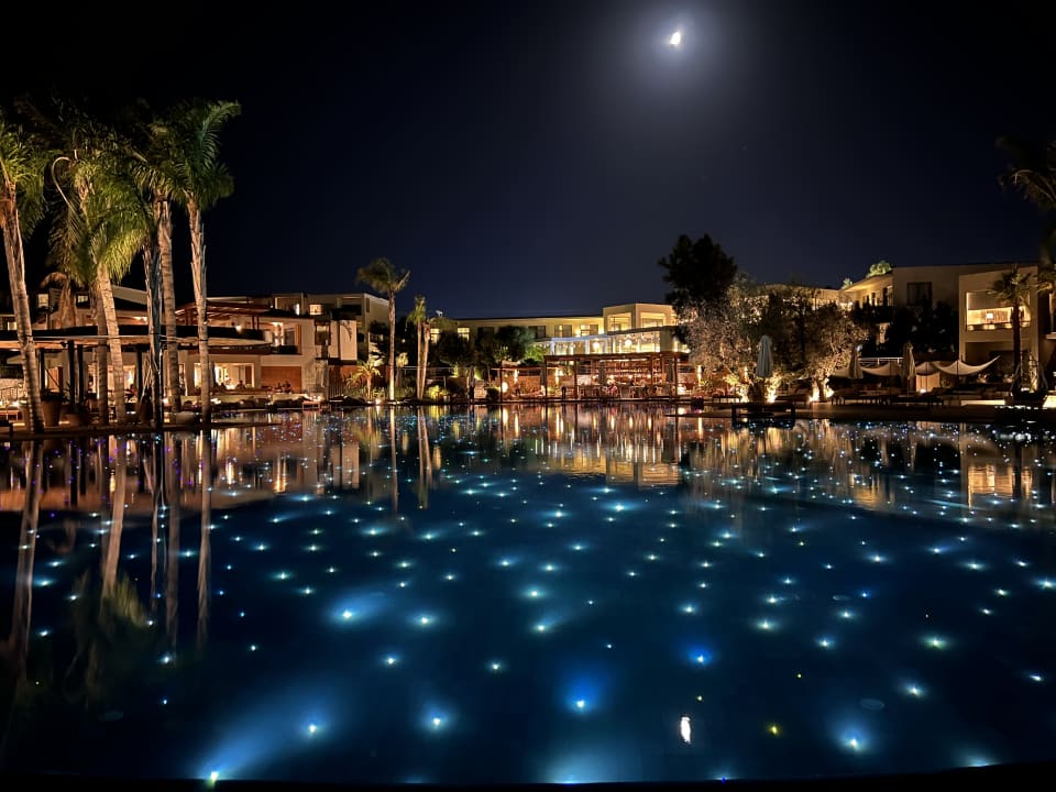 Pool SENTIDO Port Royal Villas & Spa