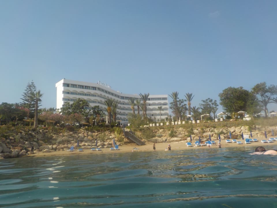 Außenansicht Crystal Springs Beach Hotel