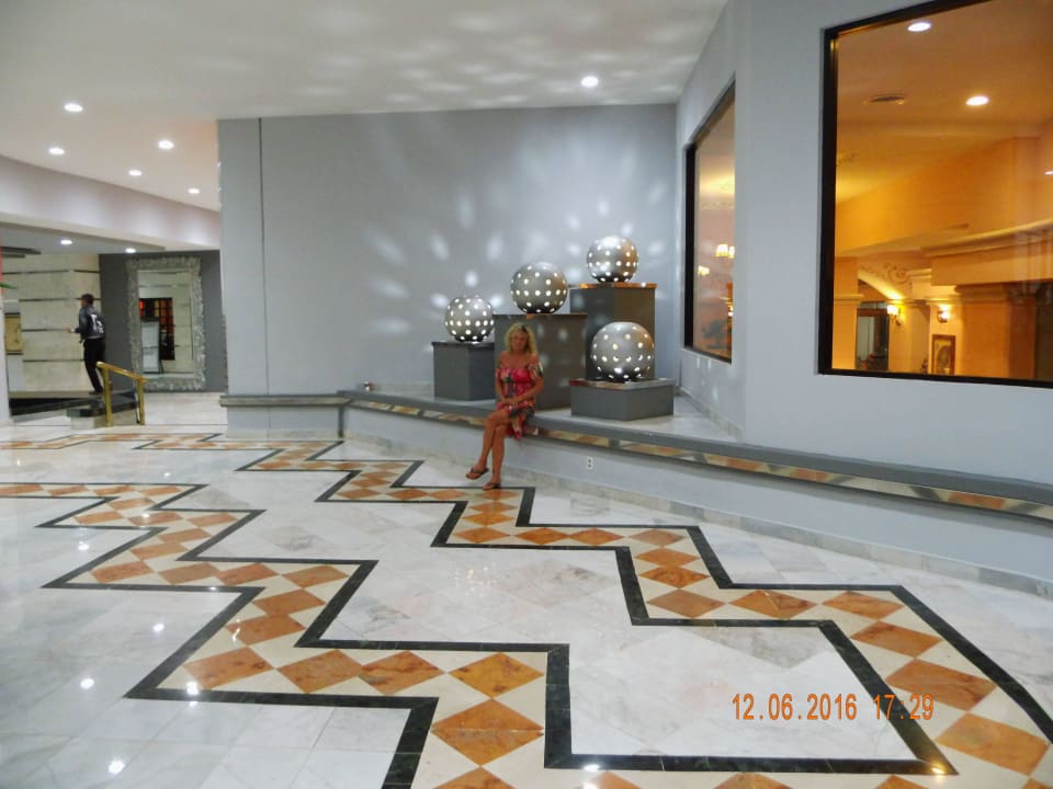 Loby Hotel Riu Caribe