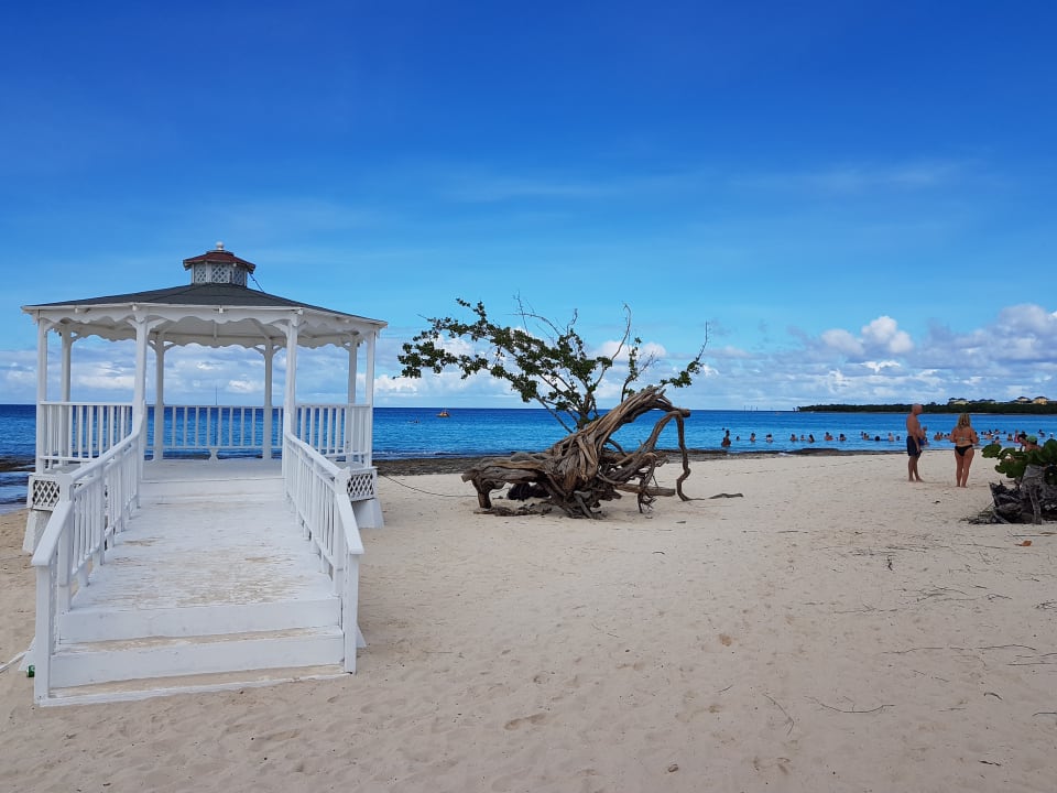Strand Hotel Playa Pesquero