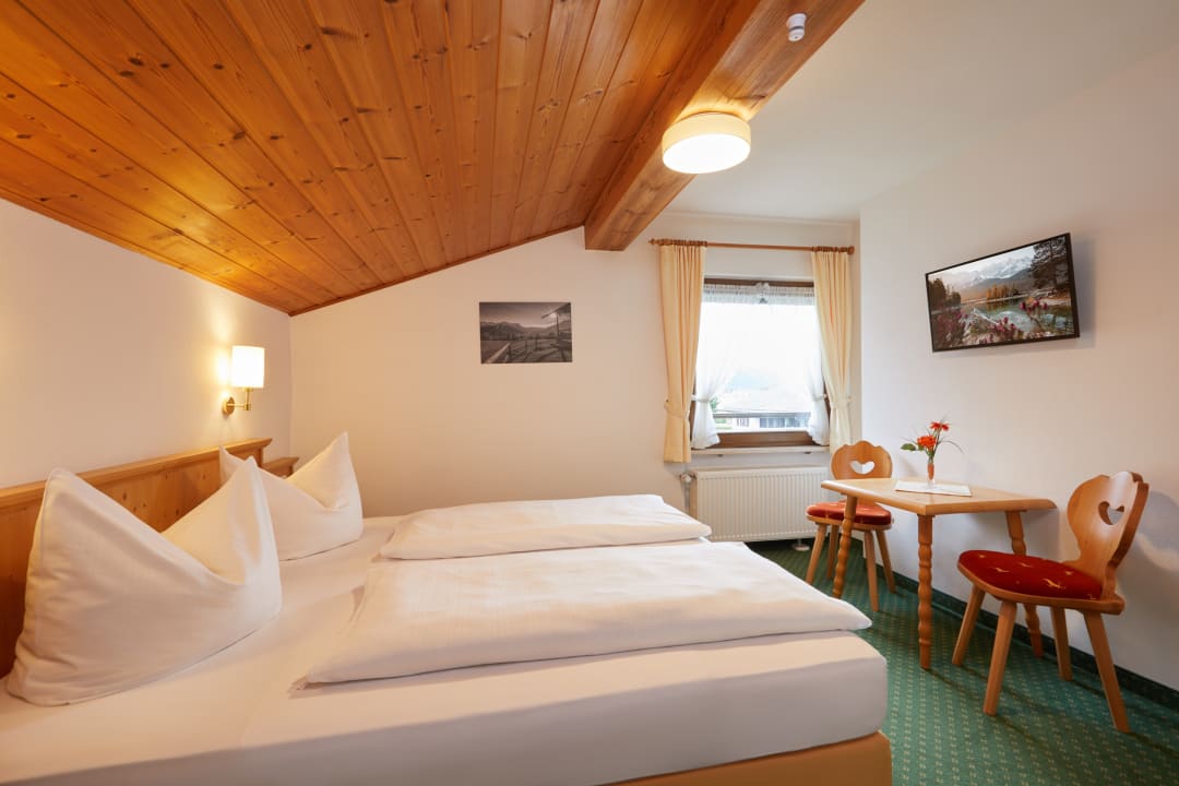 Zimmer Hotel Garni Zugspitz