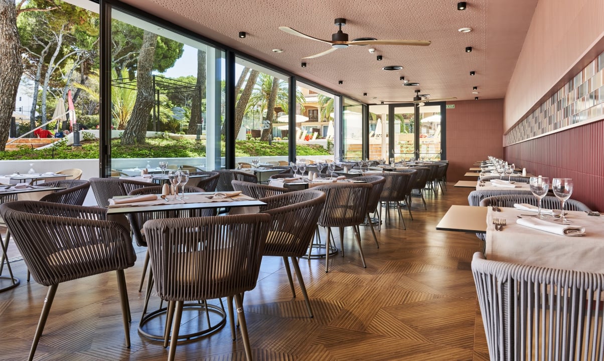 Gastro Hotel & Spa S'Entrador Playa