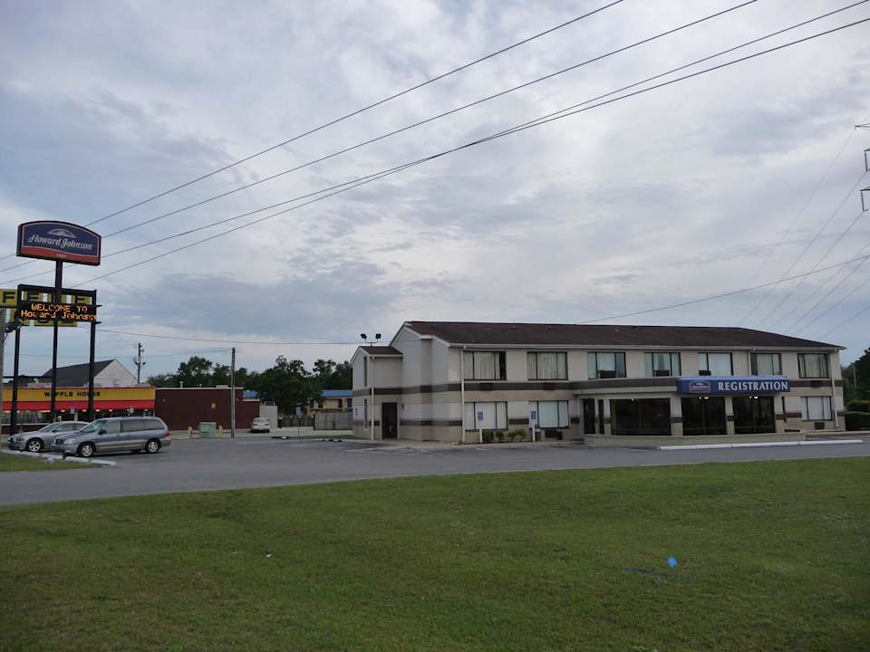 Außenansicht Hotel Howard Johnson Express Inn Pensacola FL