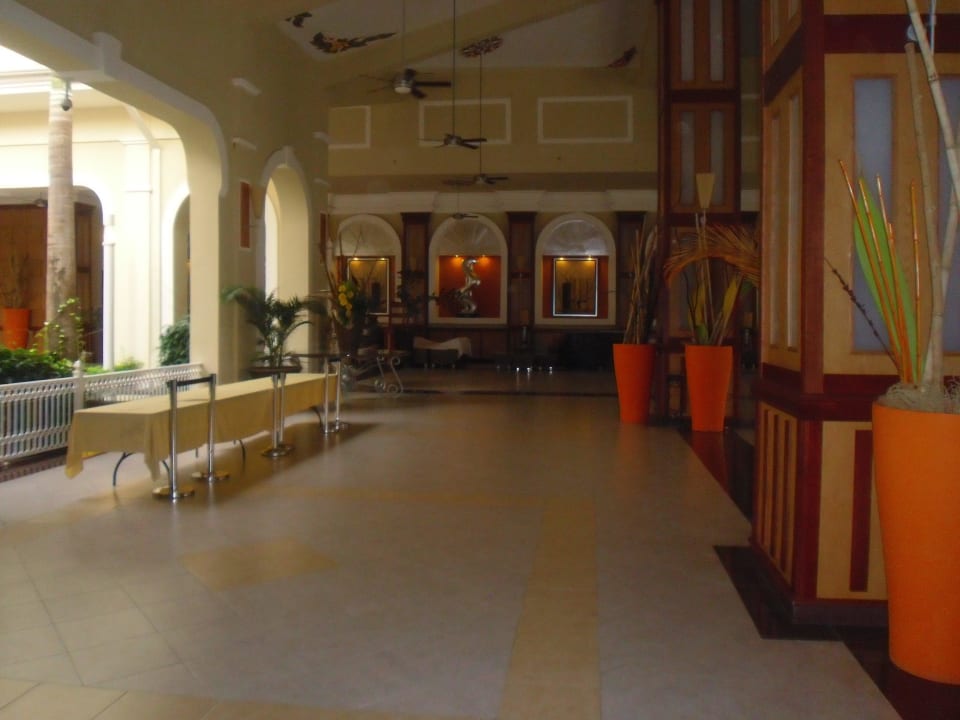 Großräumige Lobby Hotel Riu Guanacaste