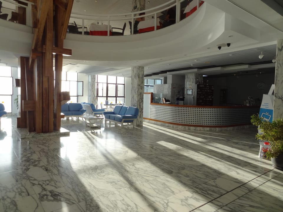 Lobby Servatur Green Beach