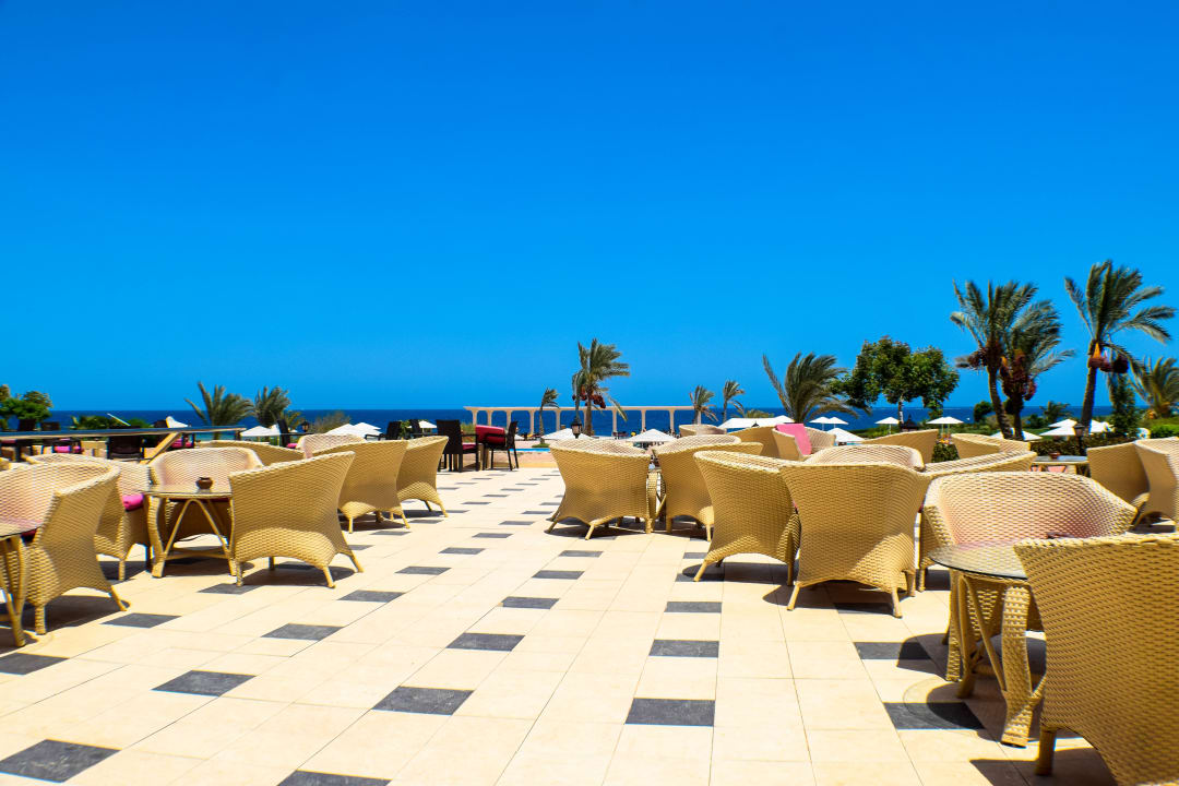 Gastro Three Corners Equinox Beach Resort