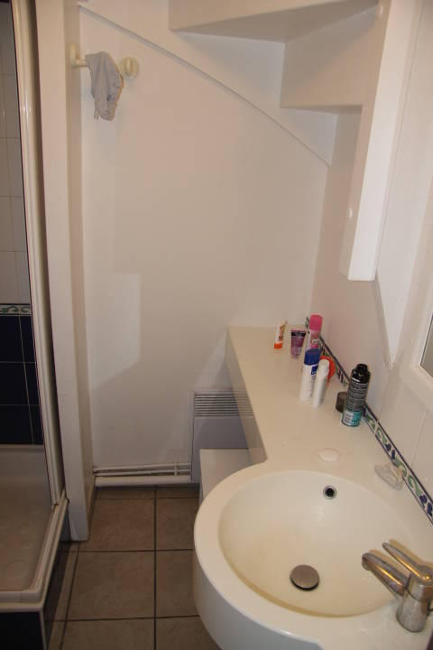 Unteres (kleines) Badezimmer Hotel Pierre et Vacances