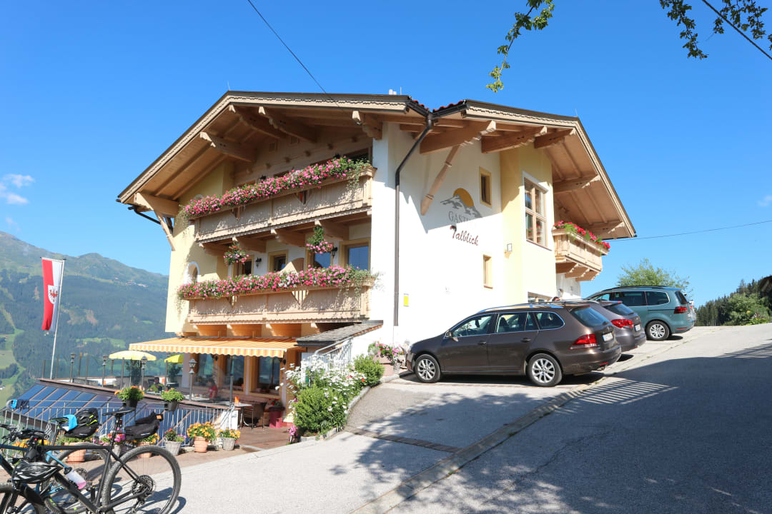 Außenansicht Almgasthof Talblick