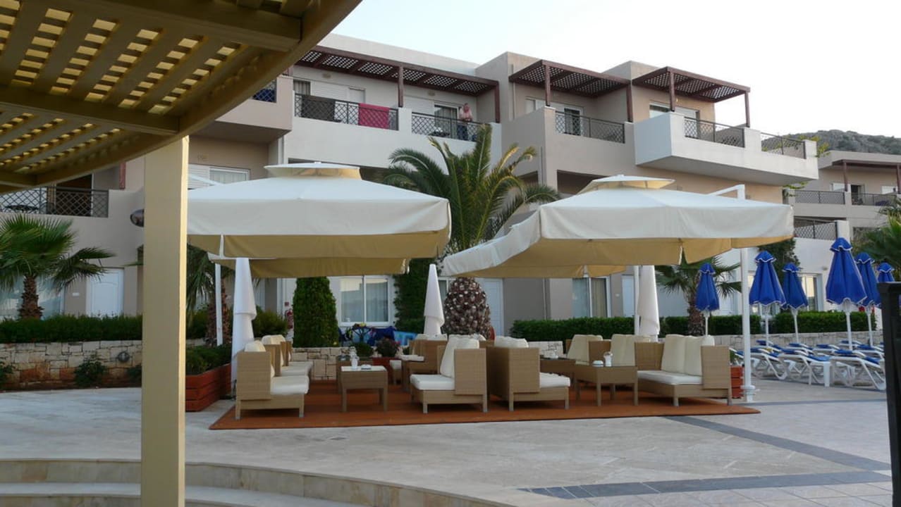 Blick von der Poolbar Grand Hotel Holiday Resort