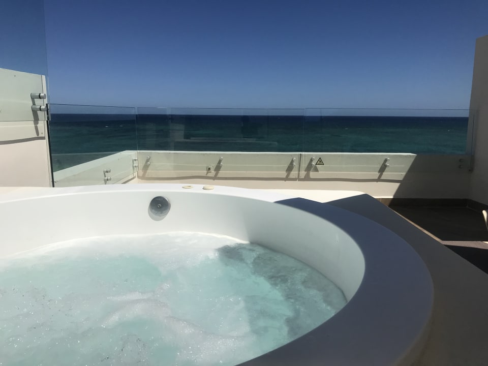 Pool Akumal Bay Beach & Wellness Resort