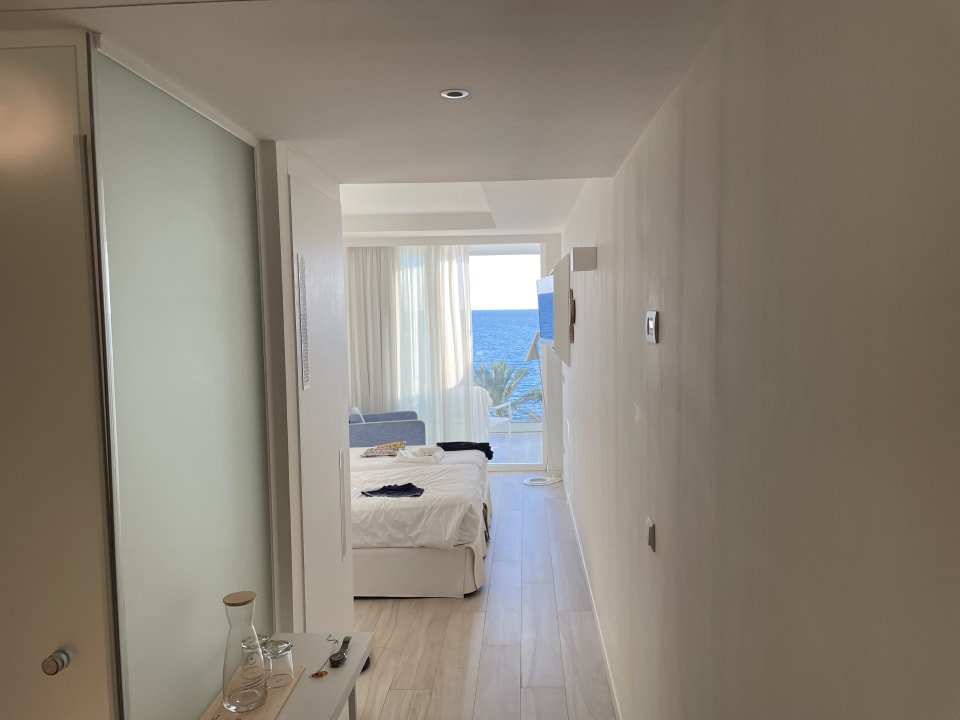 Zimmer Iberostar Waves Bahia de Palma