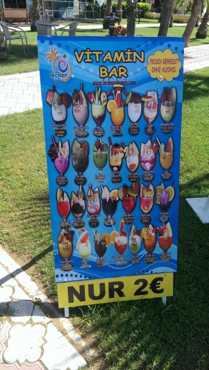 Vitamin-Bar am Strand FUN&SUN Smart Hane Sun Hotel