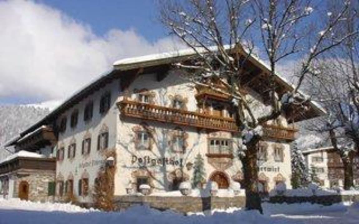 Hausansicht Winter Postgasthof Fischerwirt