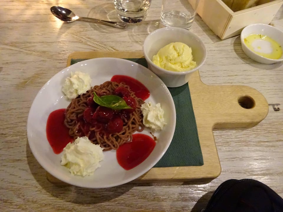 Dessert Park Inn By Radisson Lübeck