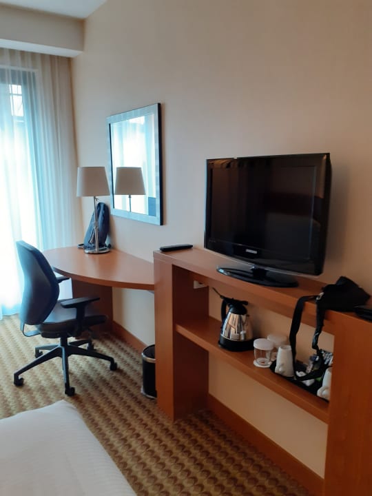 Zimmer Hampton by Hilton Berlin City West