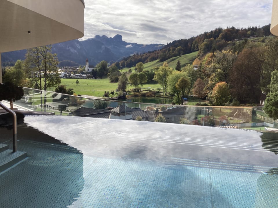 Pool POST Family Resort