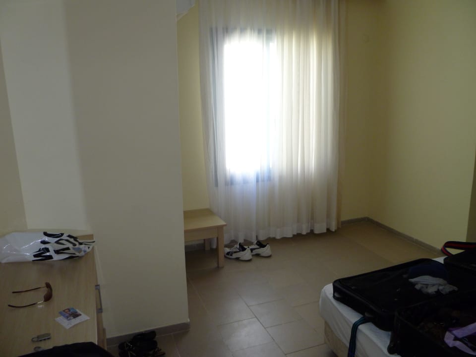 Schlafzimmer 2 Hotel Süral Garden