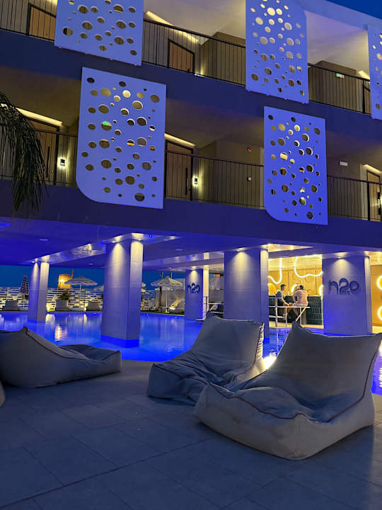 Pool Harmony Boutique Resort