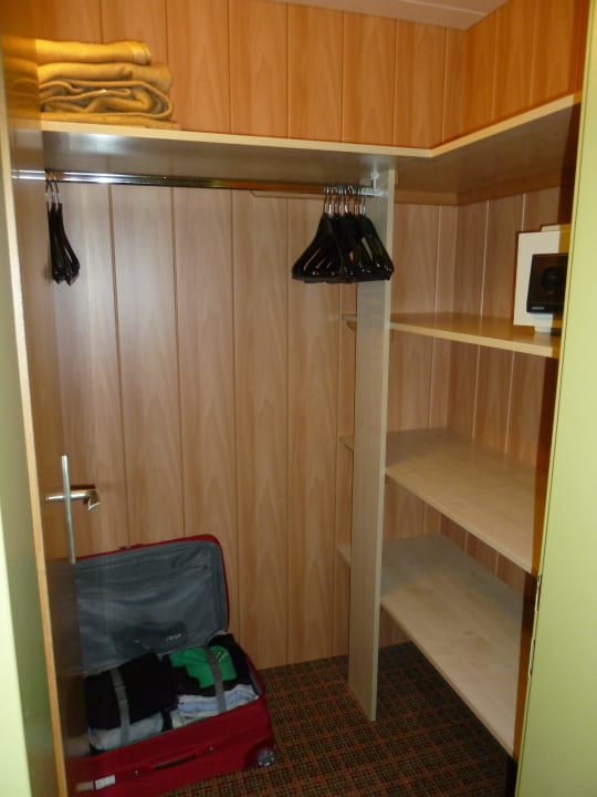 Begehbarer Kleiderschrank Hotel Österreichischer Hof