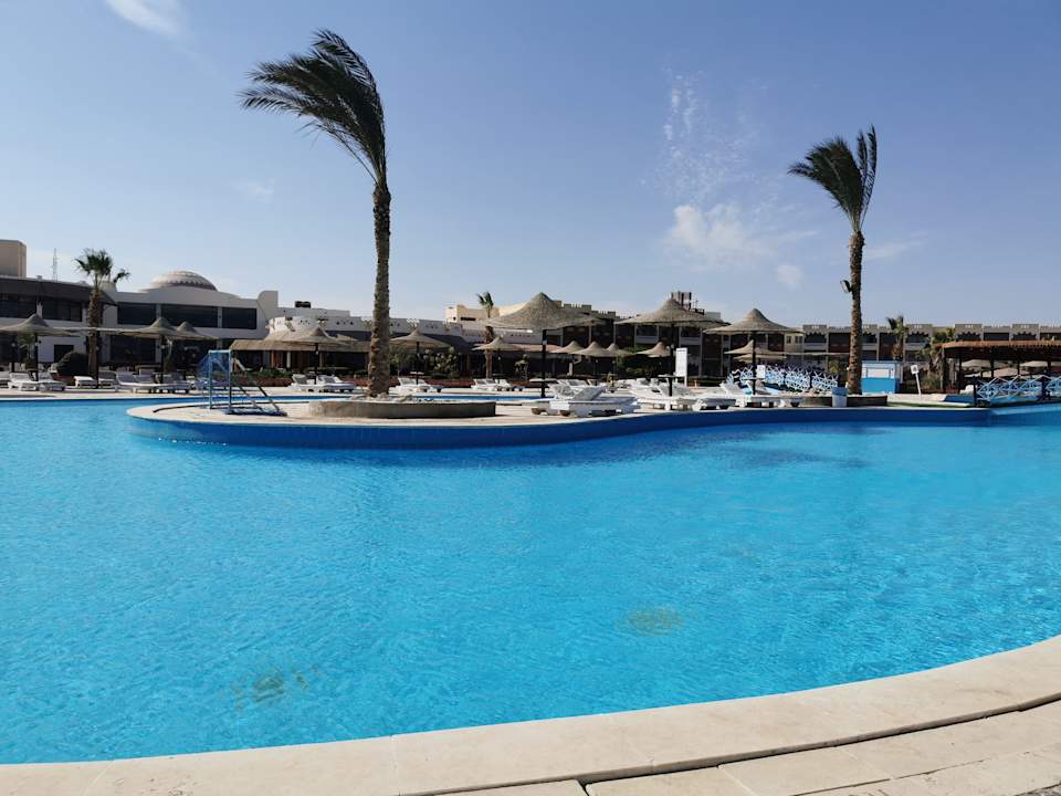 Pool Bliss Nada Beach Resort