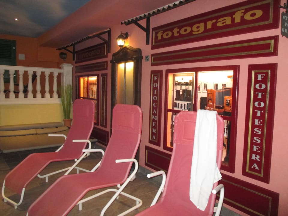 Hallenbadbereich Vital- und Wellnesshotel Albblick