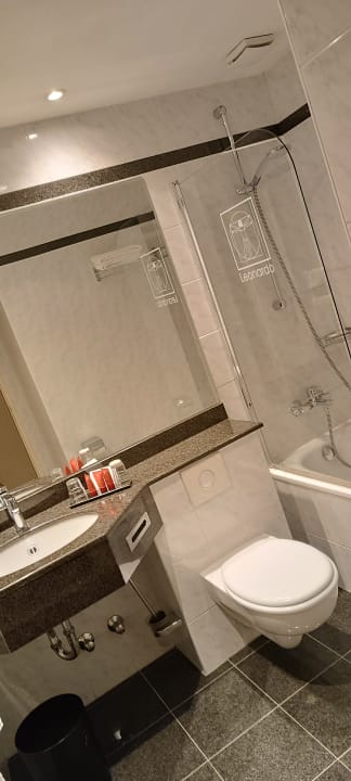 Zimmer Leonardo Hotel Hannover Airport