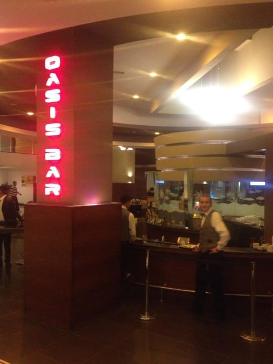 Oasisbar Mahmut Limak Lara Deluxe Hotel & Resort