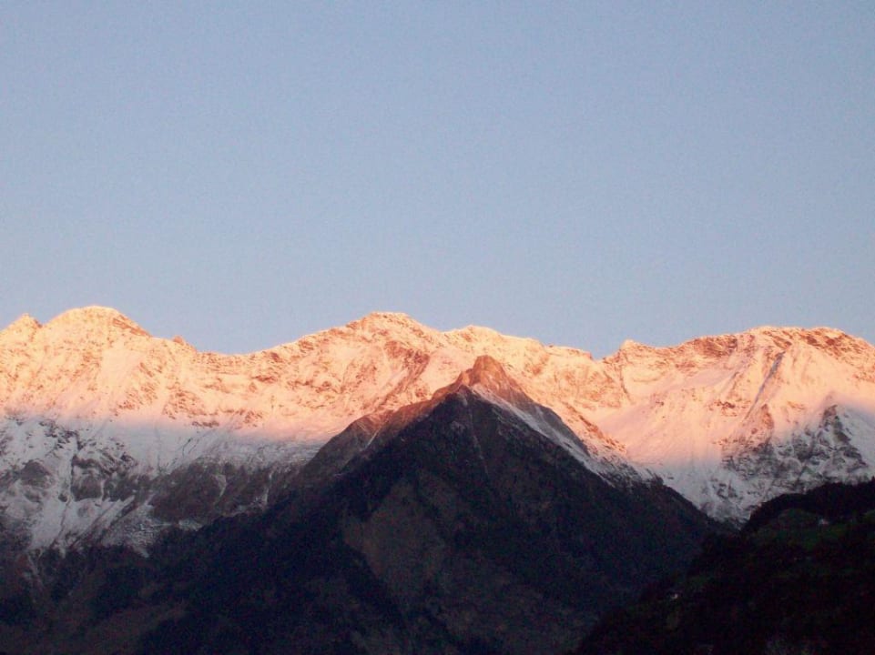 "Alpenglühen"  Panoramahotel Wildschütz