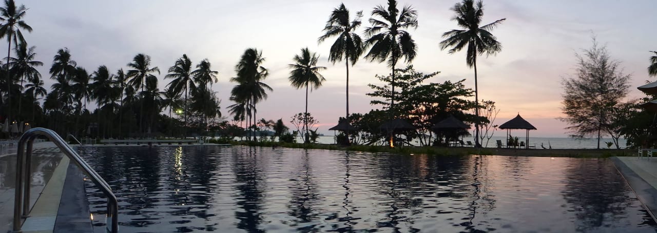 Fast Infinity Pool Kantary Beach Hotel - KHAO LAK