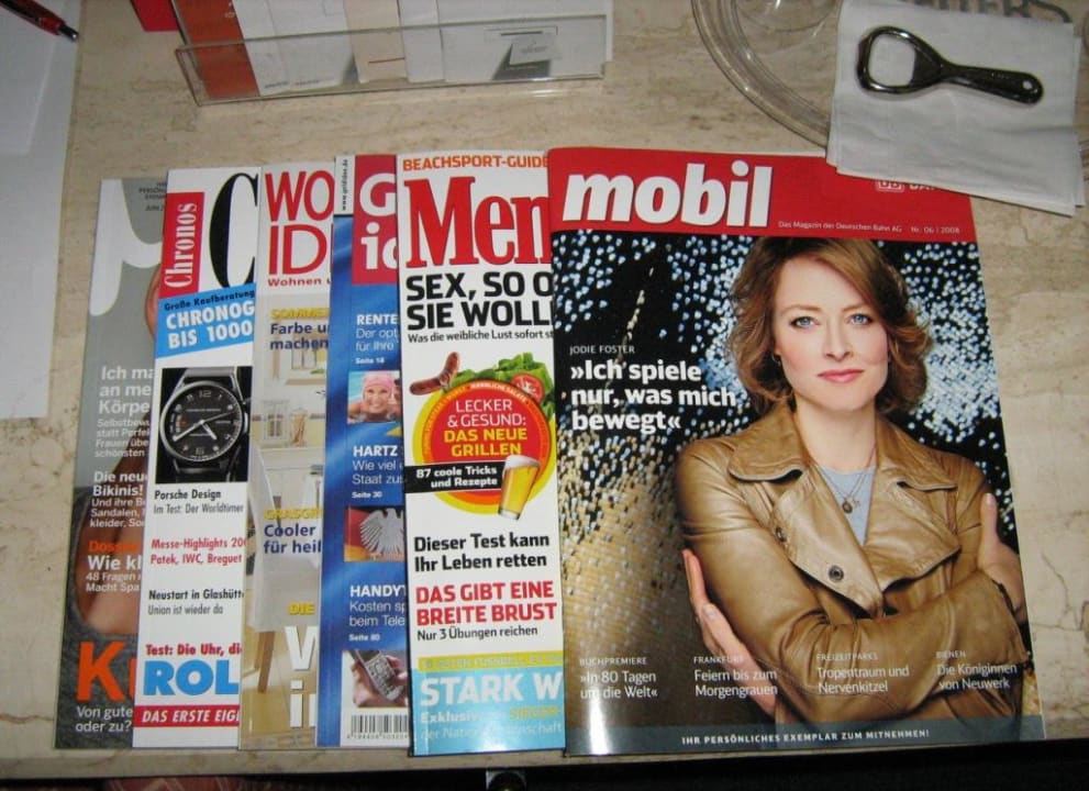 Zeitschriften Spark by Hilton Wuppertal City Centre